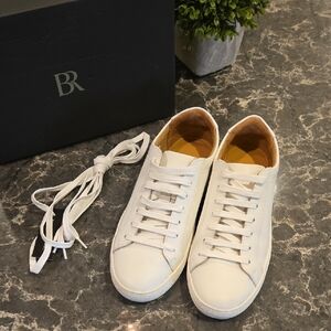 Banana Republic White Leather Sneakers